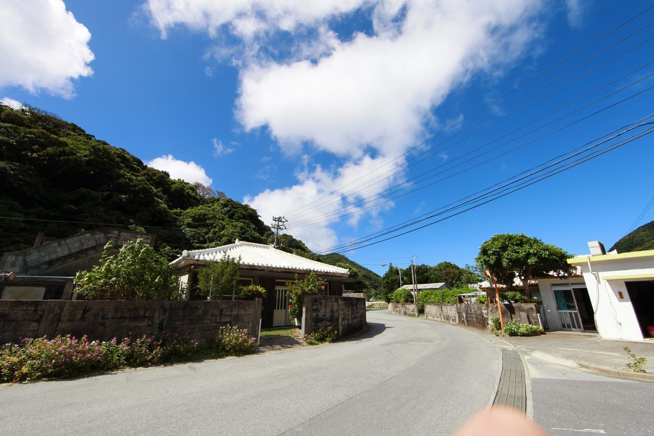 Reef Inn Kuniyoshi Tokashiki Esterno foto